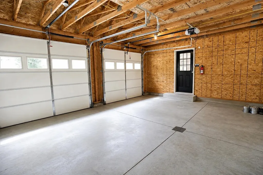 9 Clover Lane Newport City VT 05855