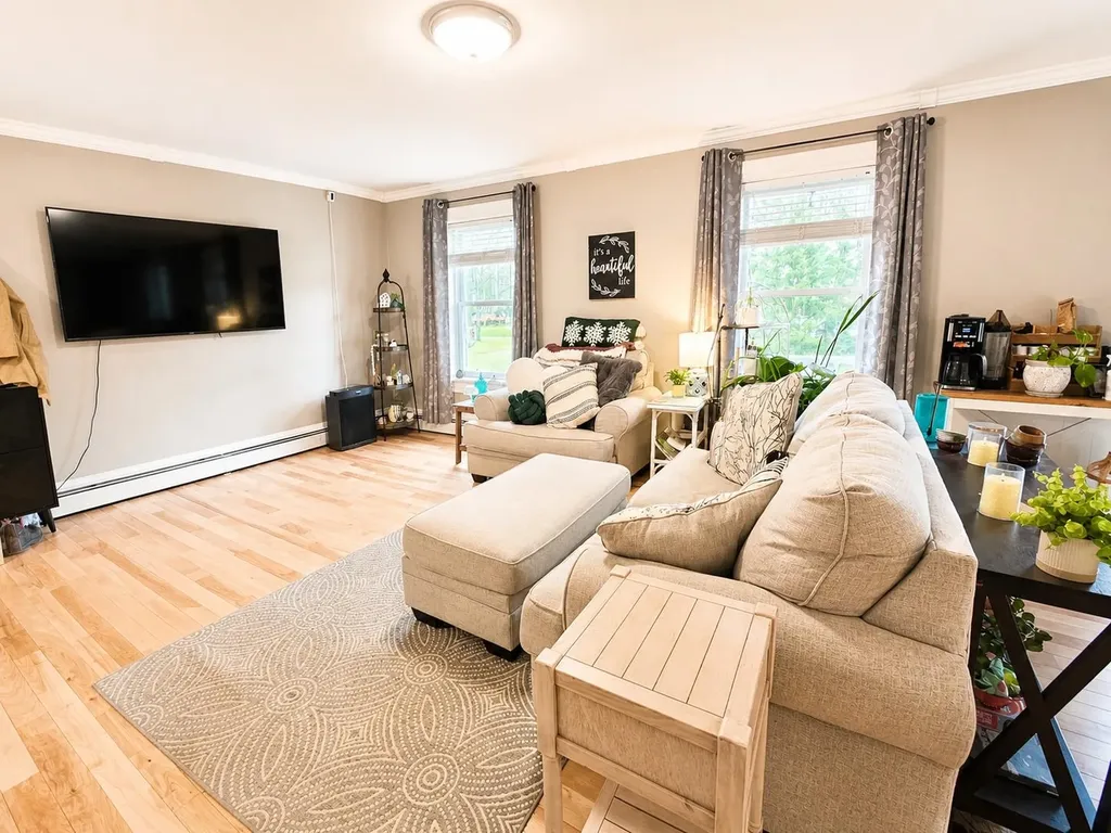 9 Clover Lane Newport City VT 05855