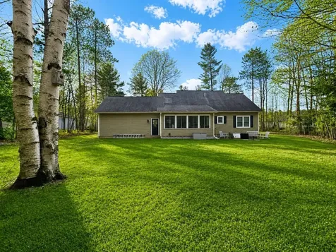 9 Clover Lane Newport City VT 05855