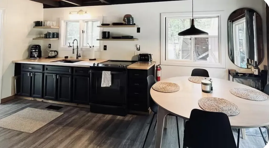 178 East Chocorua River Drive Tamworth NH 03886
