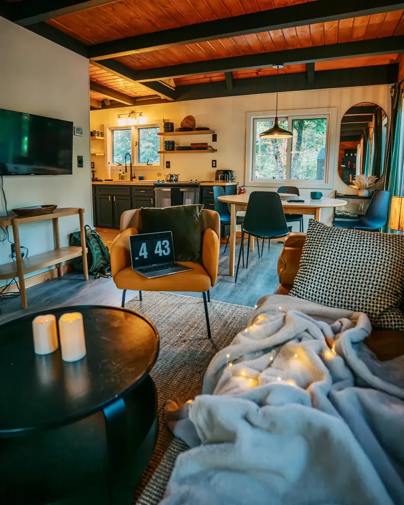 178 East Chocorua River Drive Tamworth NH 03886