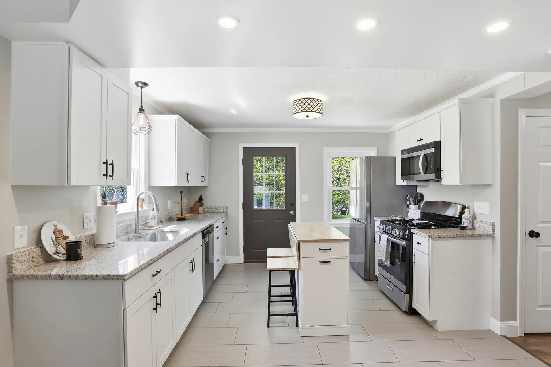 80 Manchester Street Nashua NH 03064