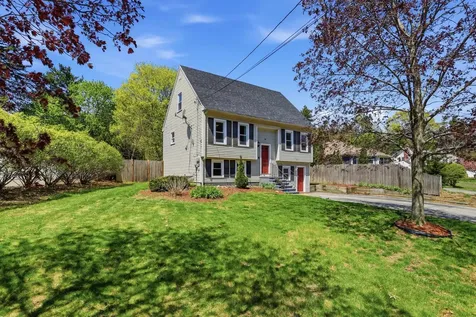 80 Manchester Street Nashua NH 03064