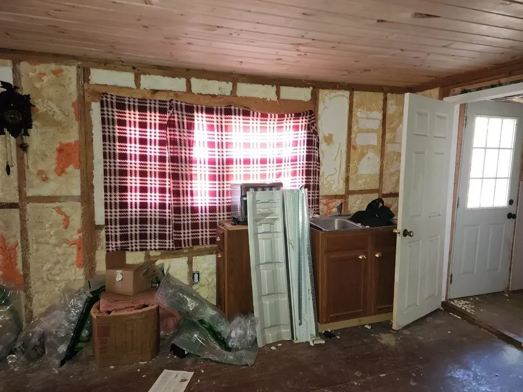 1594 White Road Corinth VT 05039