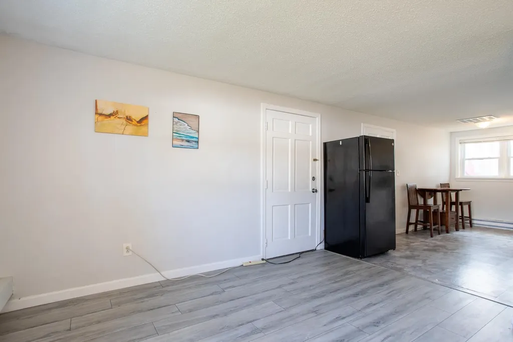 21 Folly Mill Terrace Seabrook NH 03874
