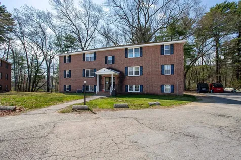 21 Folly Mill Terrace Seabrook NH 03874