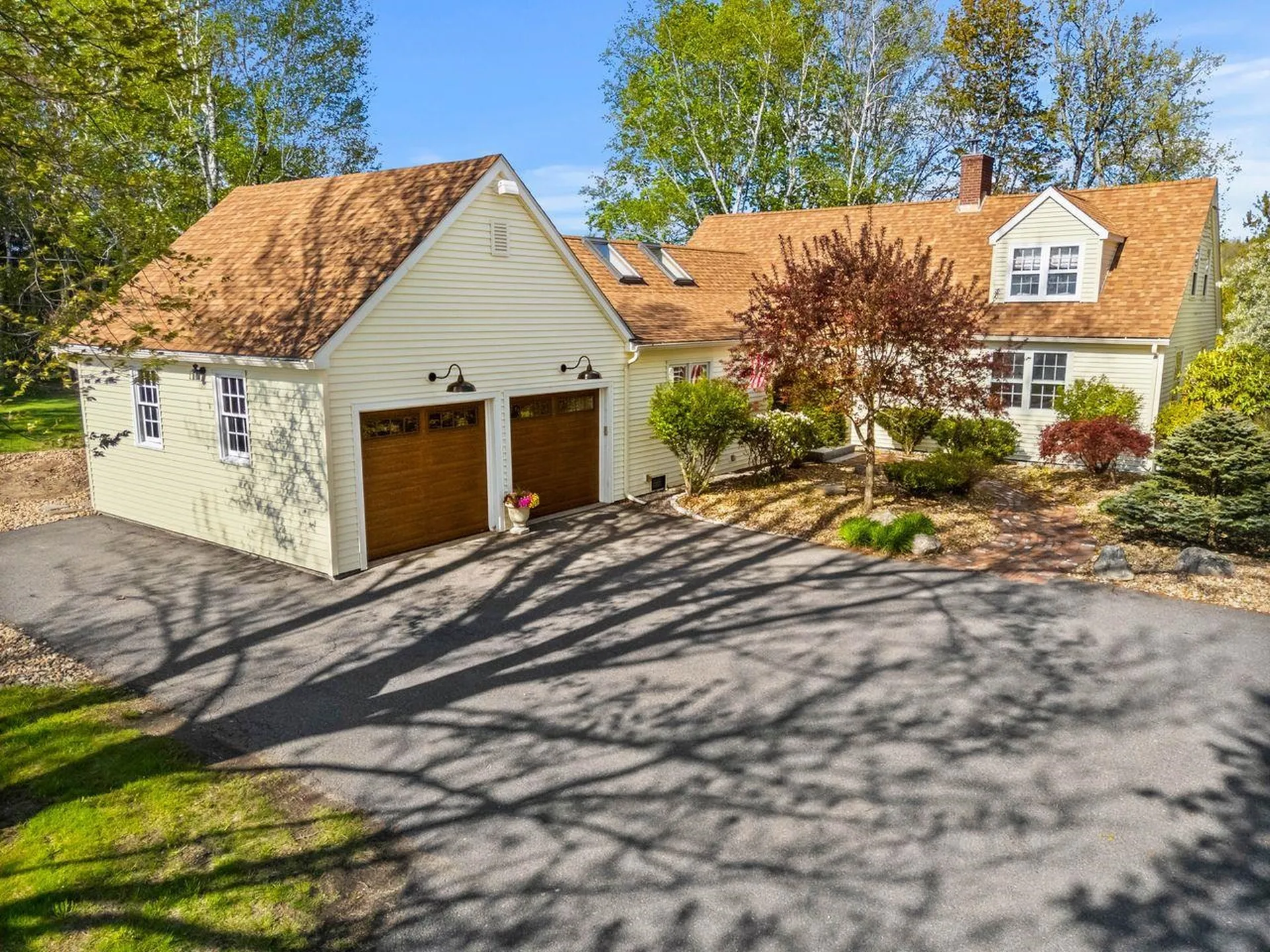 76 Dow Road Hollis NH 03049