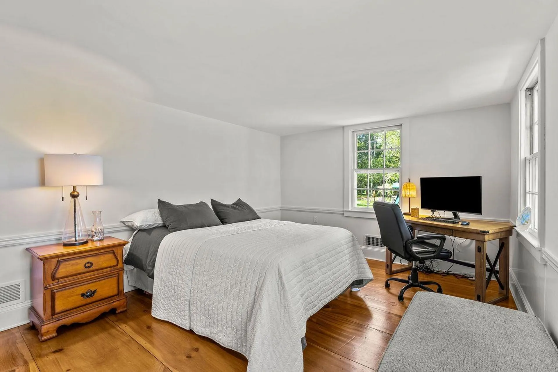 76 Dow Road Hollis NH 03049