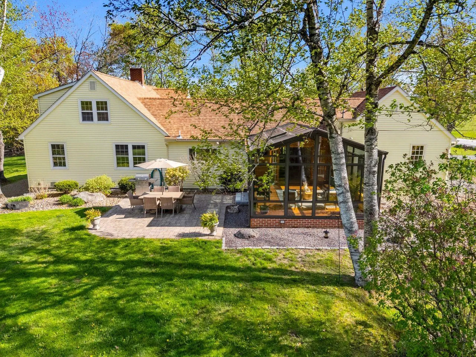 76 Dow Road Hollis NH 03049