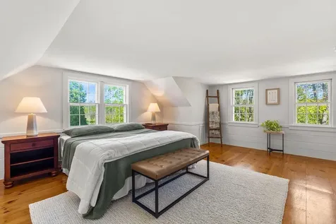 76 Dow Road Hollis NH 03049