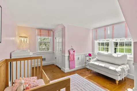 76 Dow Road Hollis NH 03049