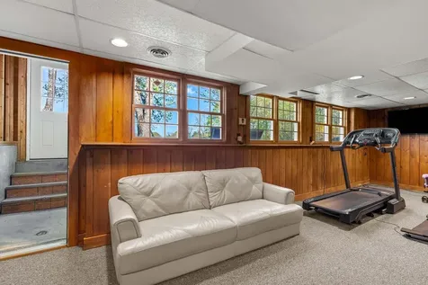 76 Dow Road Hollis NH 03049