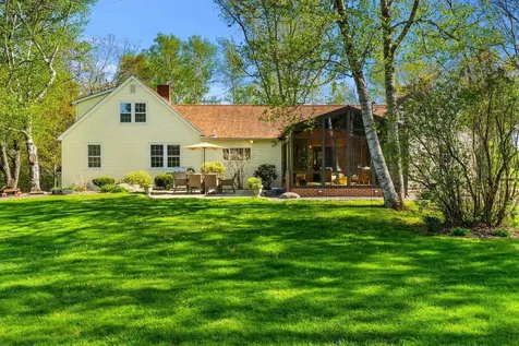 76 Dow Road Hollis NH 03049