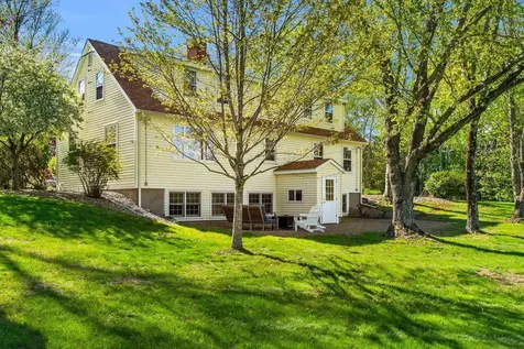 76 Dow Road Hollis NH 03049