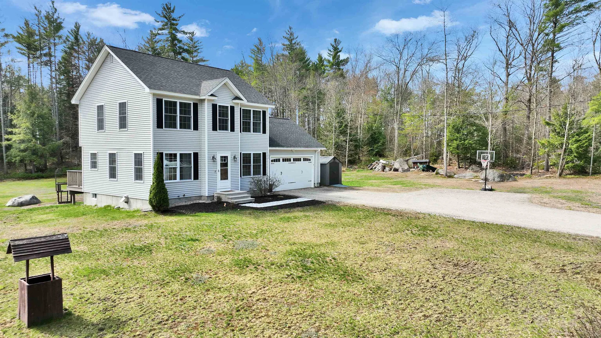 125 Pine Meadows Circle Bennington NH 03442
