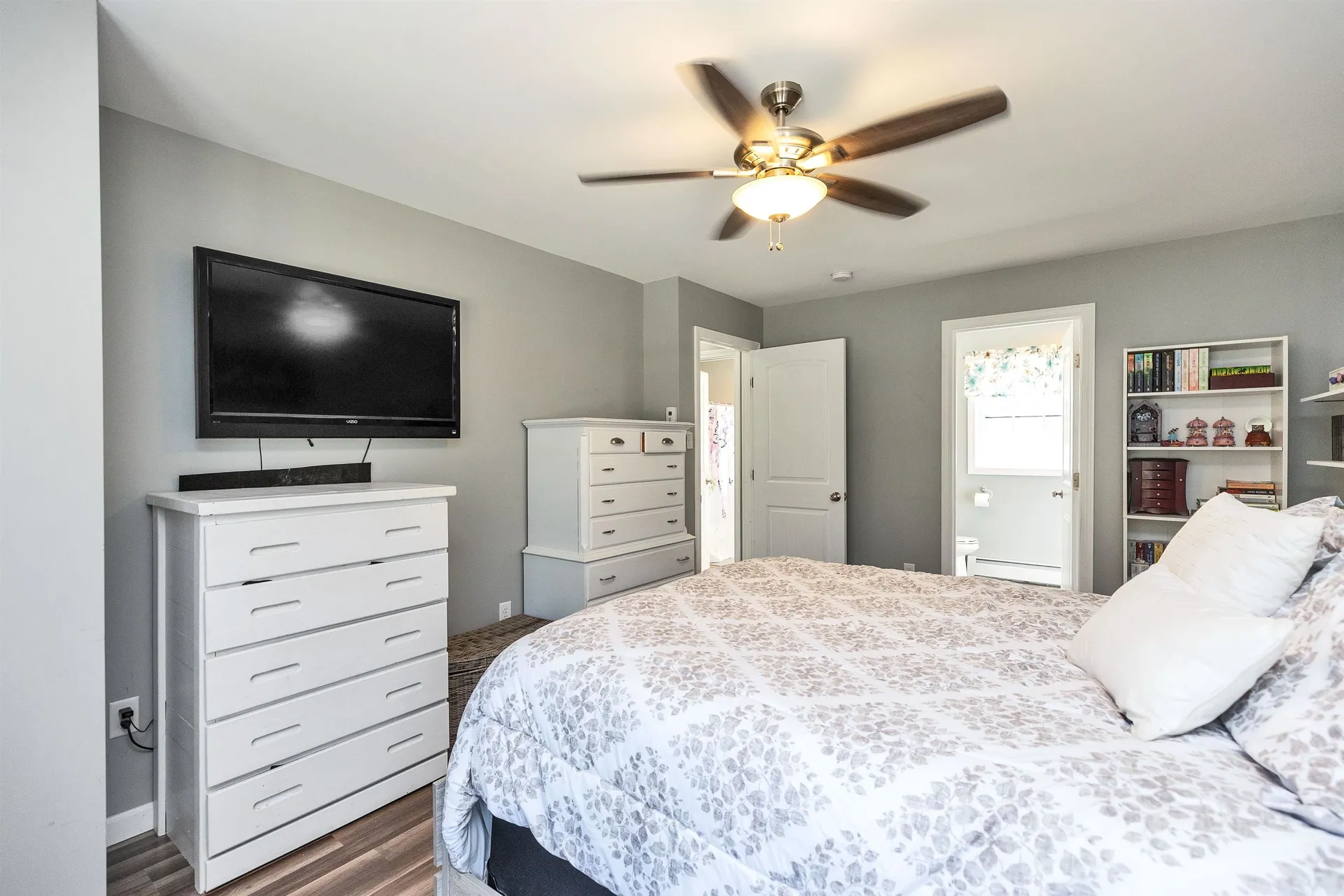 125 Pine Meadows Circle Bennington NH 03442