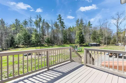 125 Pine Meadows Circle Bennington NH 03442