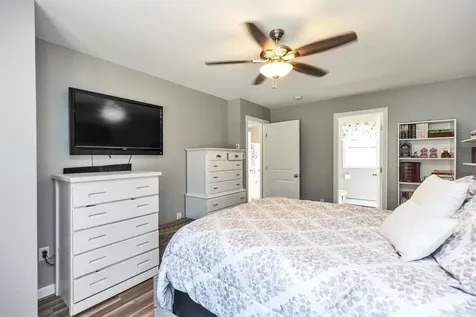 125 Pine Meadows Circle Bennington NH 03442