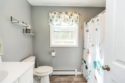 125 Pine Meadows Circle Bennington NH 03442