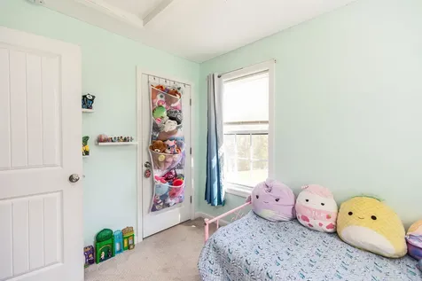 125 Pine Meadows Circle Bennington NH 03442