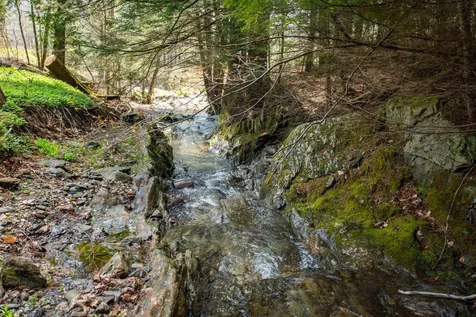517 Stage Road Richmond VT 05477