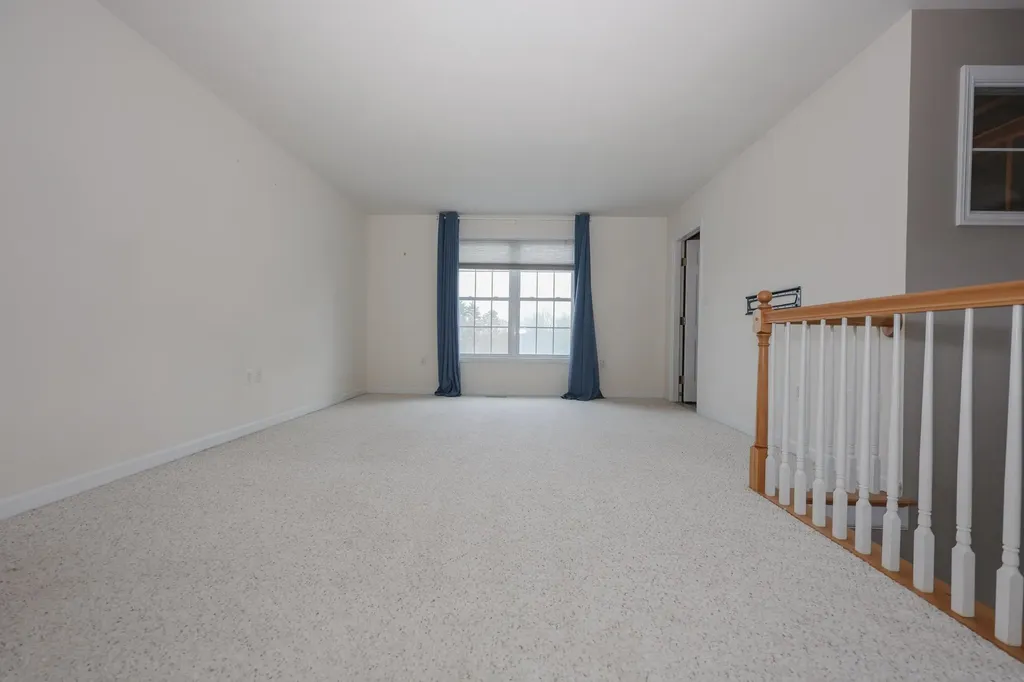 58 Arrow Lane Raymond NH 03077