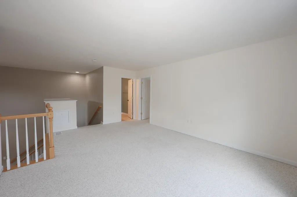 58 Arrow Lane Raymond NH 03077