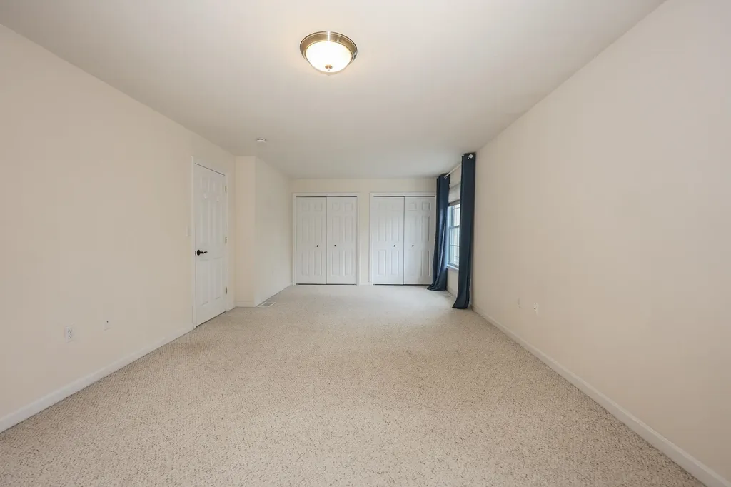 58 Arrow Lane Raymond NH 03077