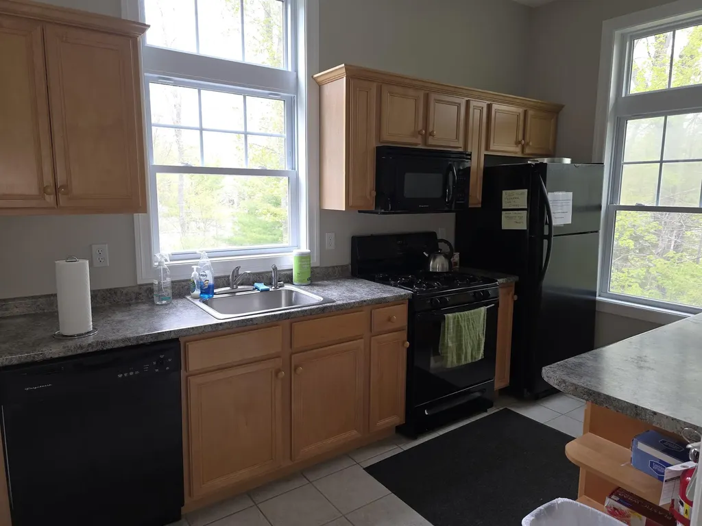 58 Arrow Lane Raymond NH 03077