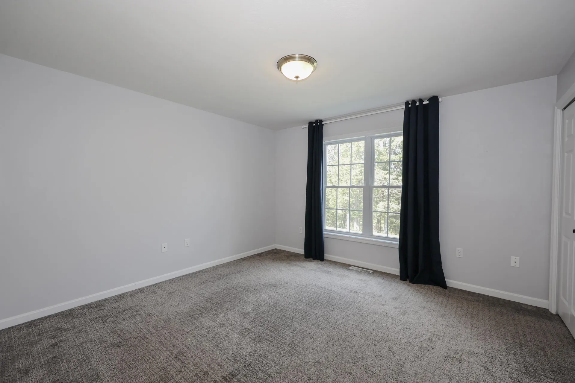 58 Arrow Lane Raymond NH 03077