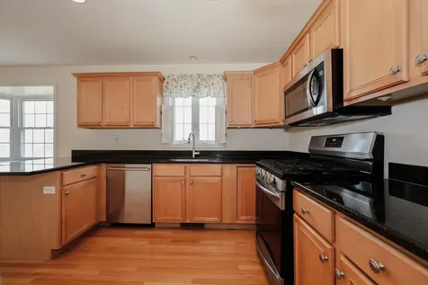 58 Arrow Lane Raymond NH 03077