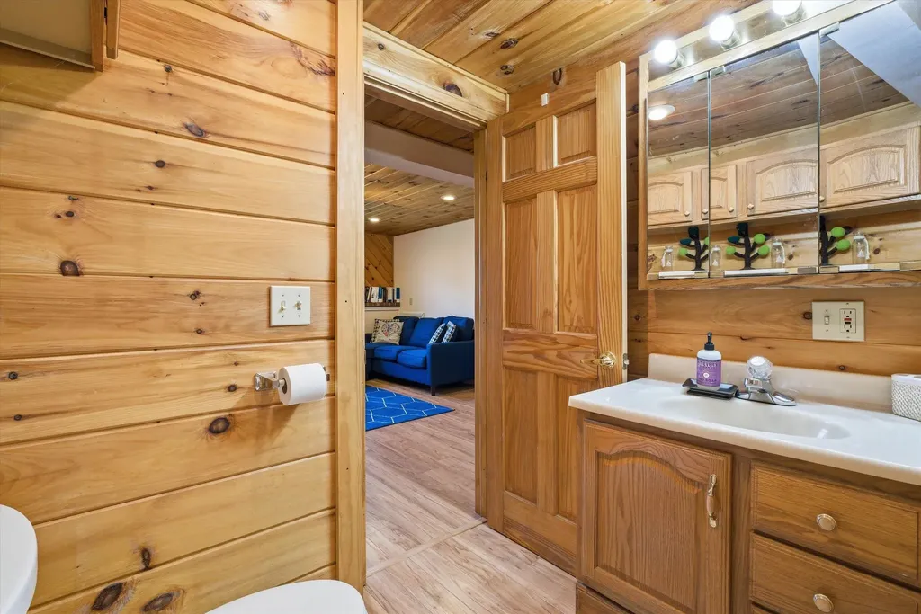 615 Bean Hill Road Northfield NH 03276