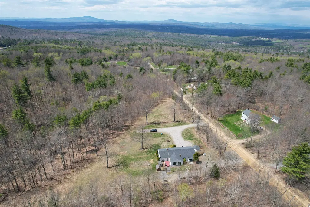 615 Bean Hill Road Northfield NH 03276