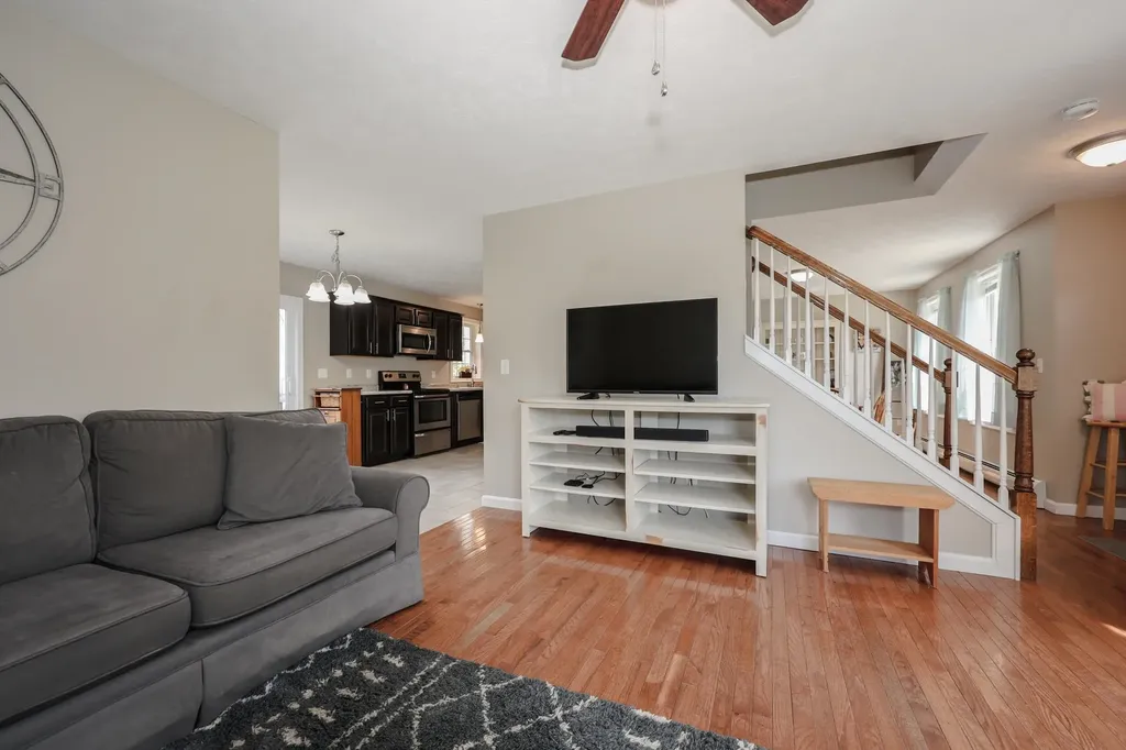 46 Jacqueline Drive New Ipswich NH 03071