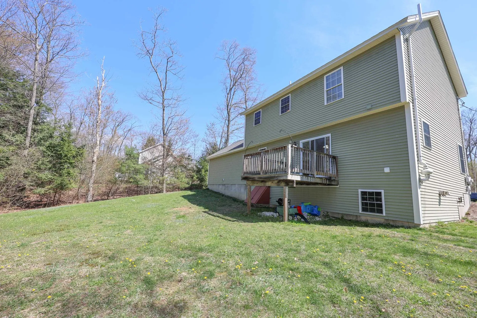 46 Jacqueline Drive New Ipswich NH 03071