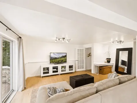 35 Radcliffe Drive Milford NH 03055