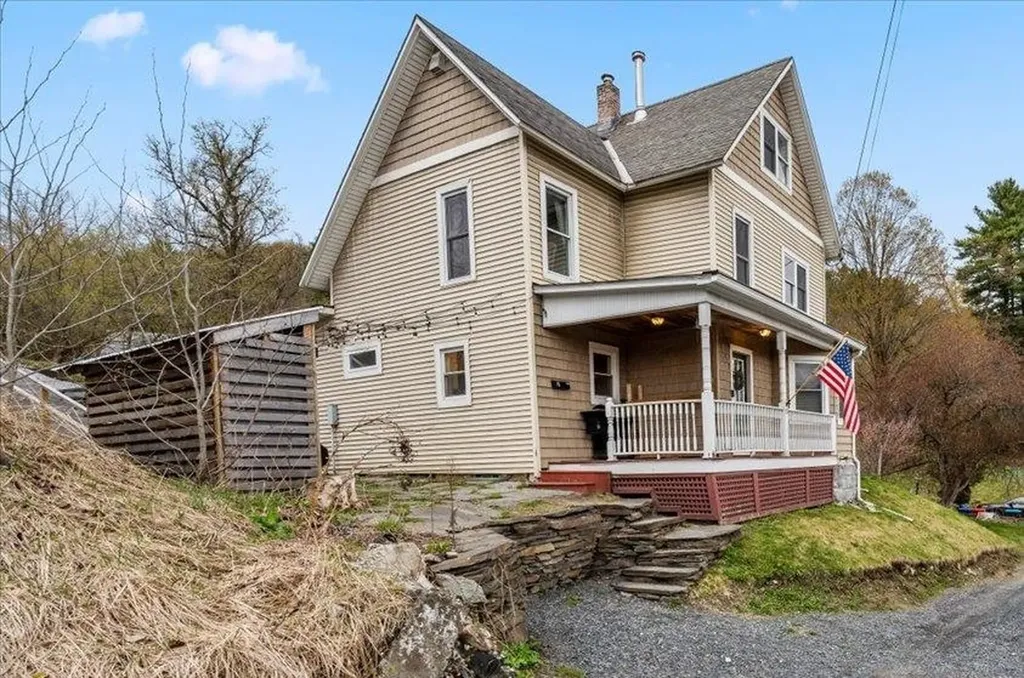 15 River Street Montpelier VT 05602