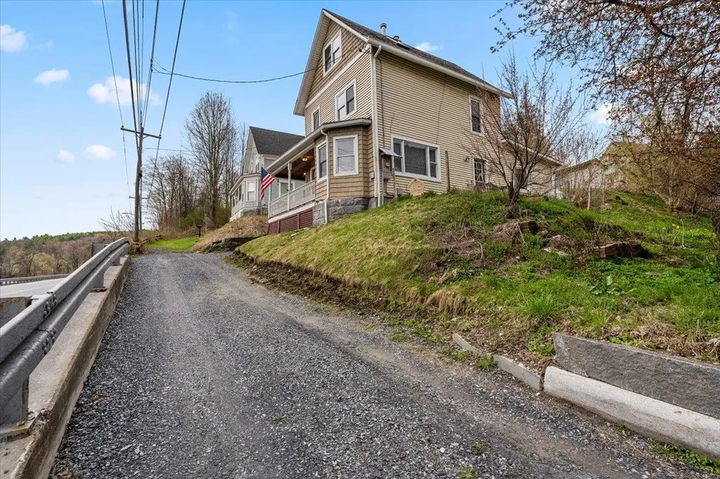 15 River Street Montpelier VT 05602