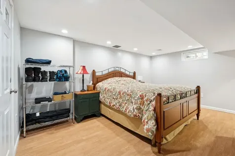 112 Winterwood Drive Londonderry NH 03053