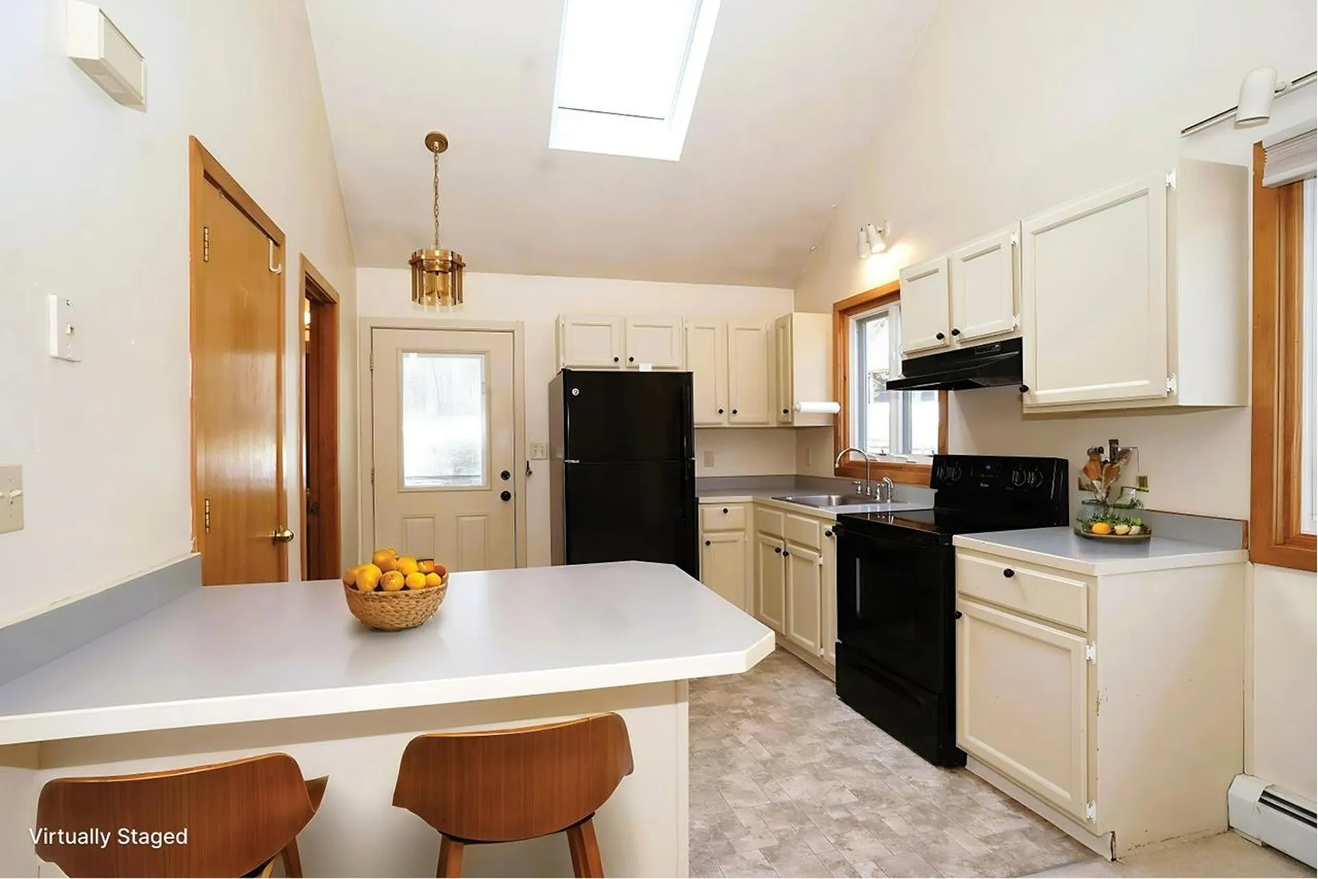 19 Waterfront Way Salem NH 03079