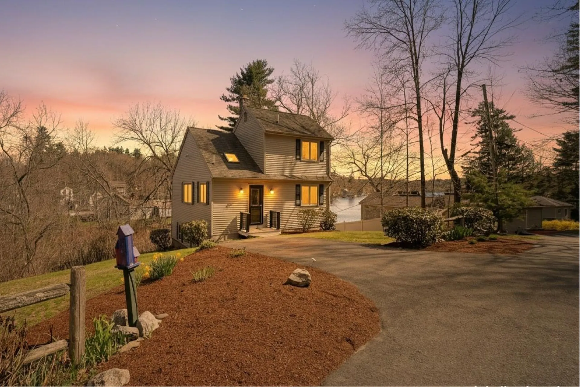 19 Waterfront Way Salem NH 03079