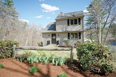 19 Waterfront Way Salem NH 03079