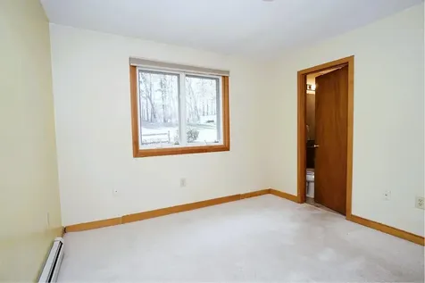 19 Waterfront Way Salem NH 03079