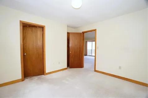 19 Waterfront Way Salem NH 03079