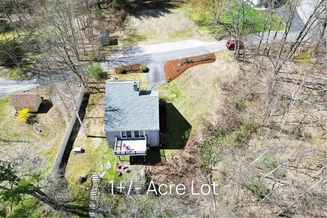 19 Waterfront Way Salem NH 03079