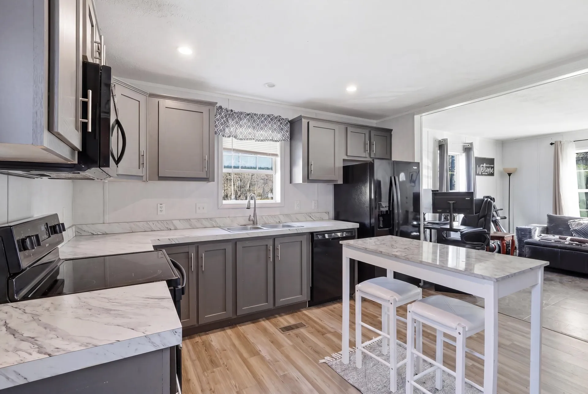 147 Salmon Falls Road Rochester NH 03868