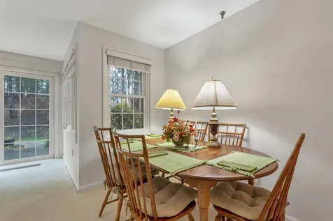332 Parkside Road New London NH 03257