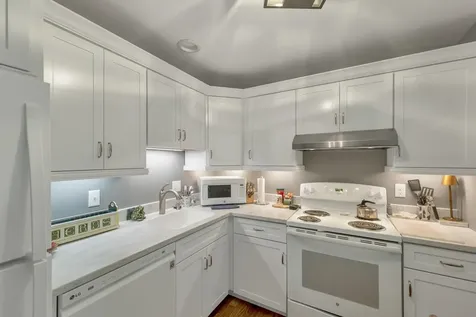 332 Parkside Road New London NH 03257