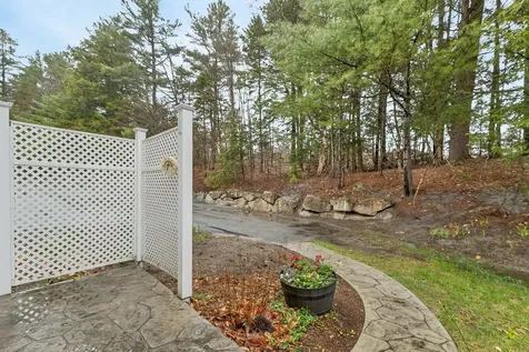 332 Parkside Road New London NH 03257