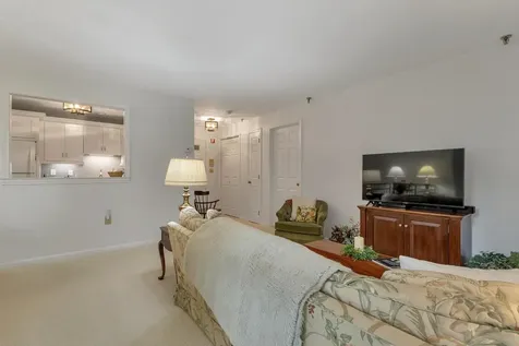 332 Parkside Road New London NH 03257